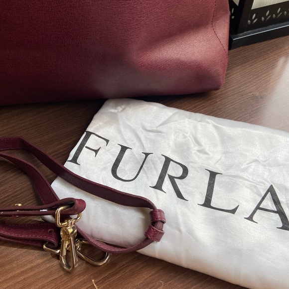 Furla Leather Bag with Dust Bag - Picture 6 of 17